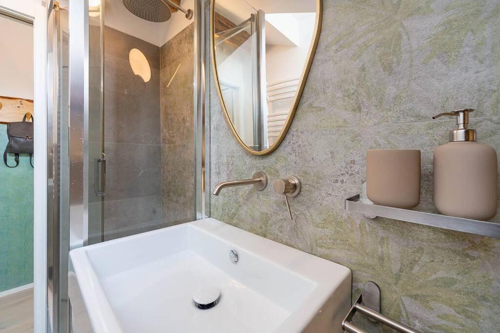 Apartment Central Station Comfort - Duomo 15 Min *