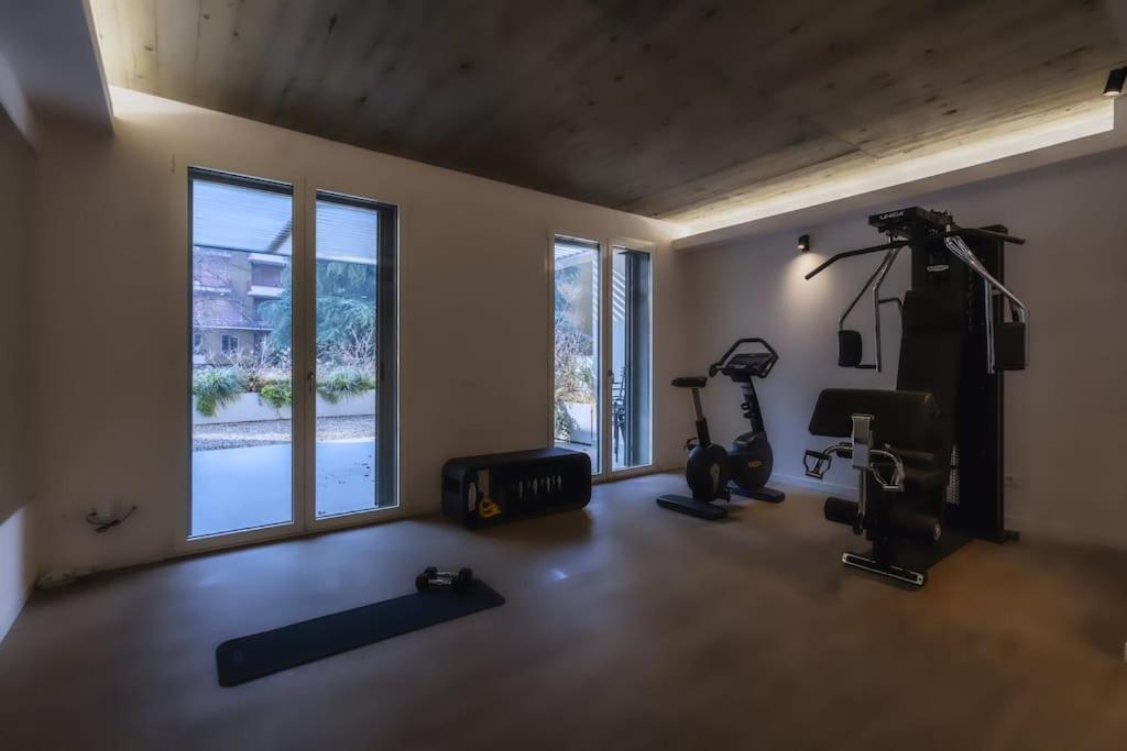 Apartment Duomo Space Free Parking - Private Gym- Metro Milan