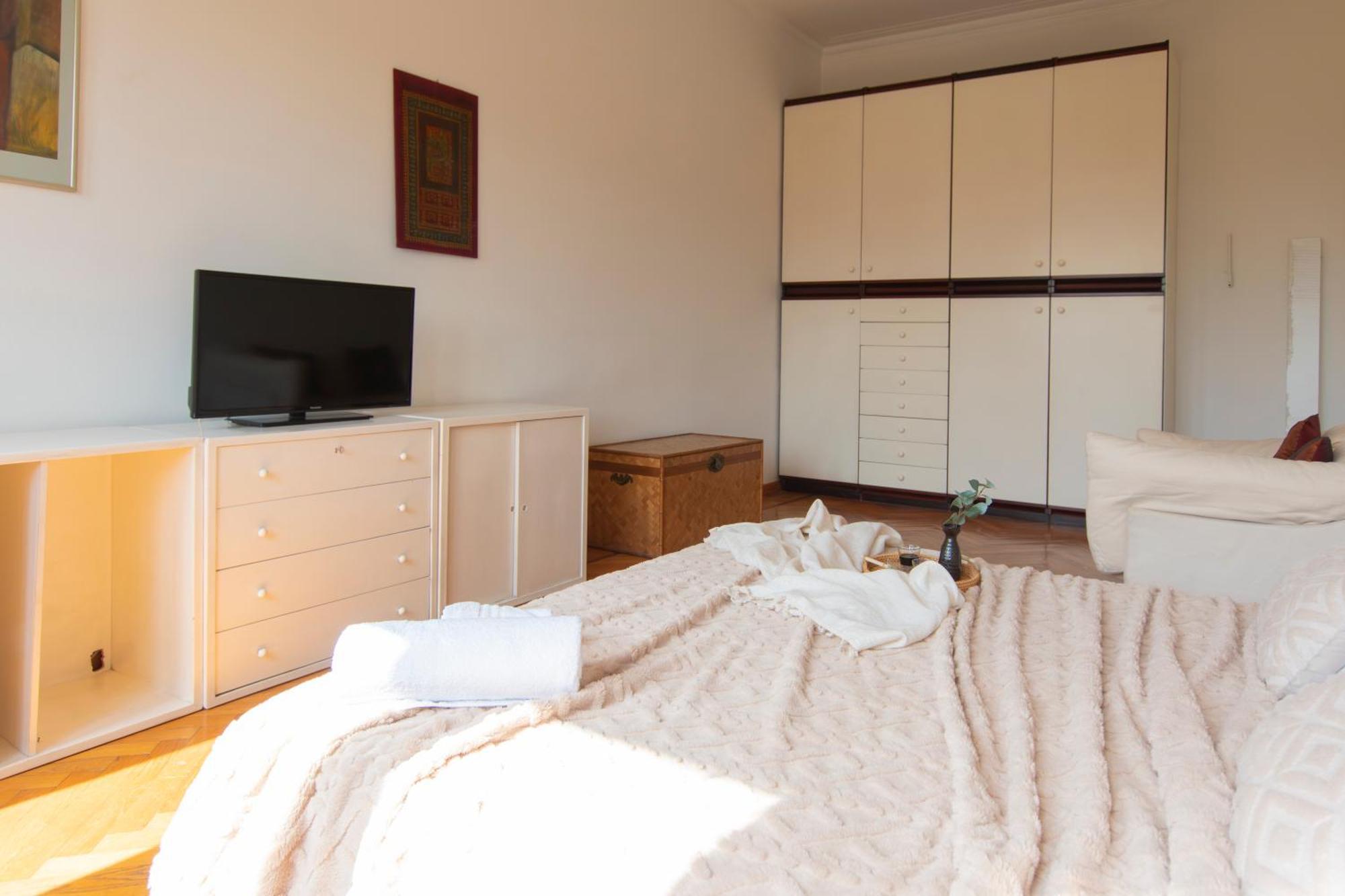Apartment Ihost - Argonne 1 *