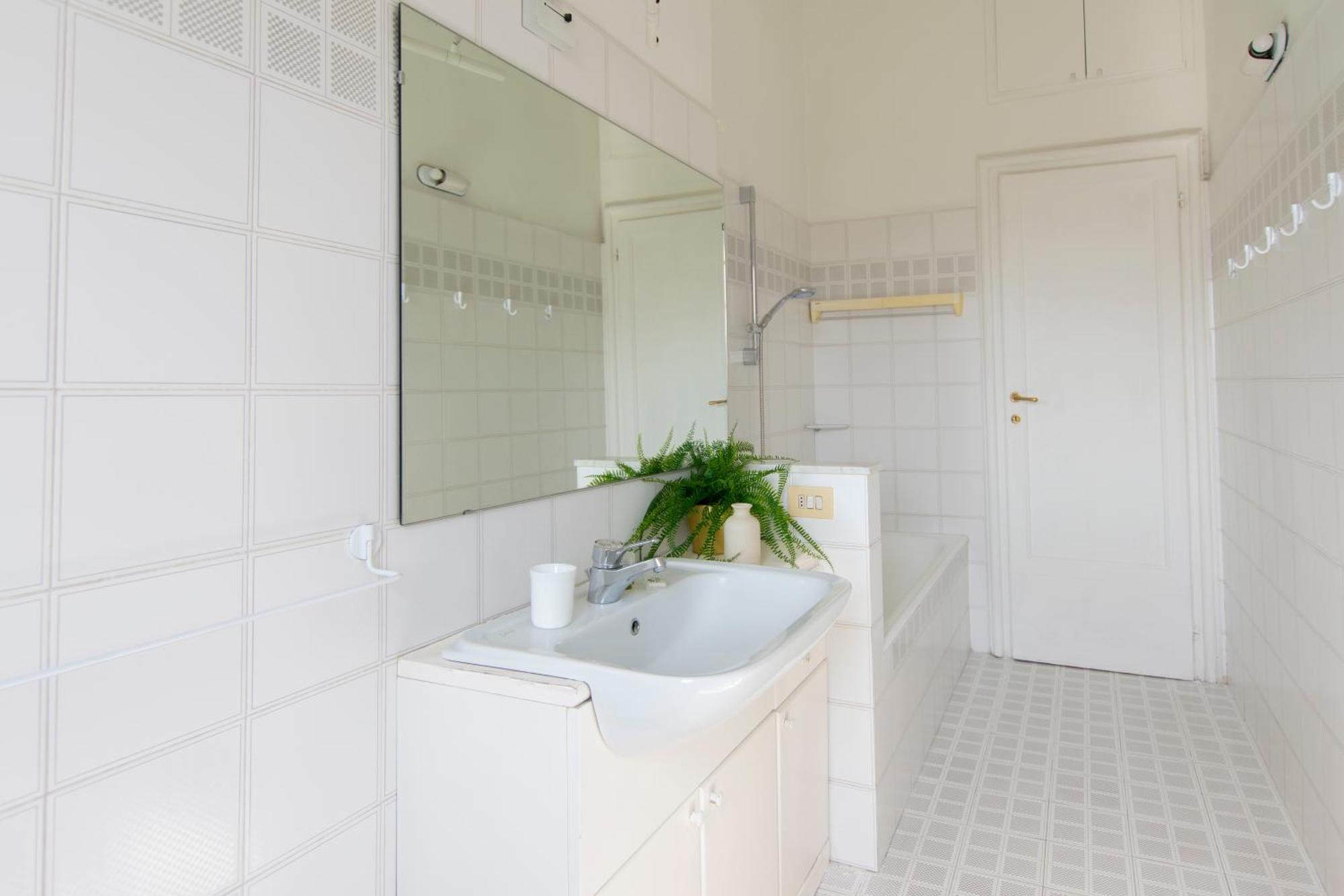 Apartment Ihost - Argonne 1 *