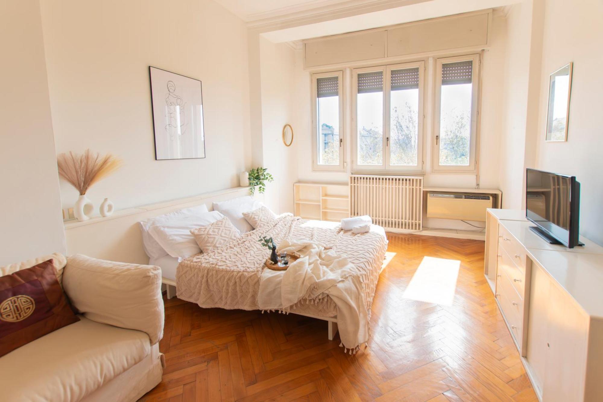 Ihost - Argonne 1 * Milan