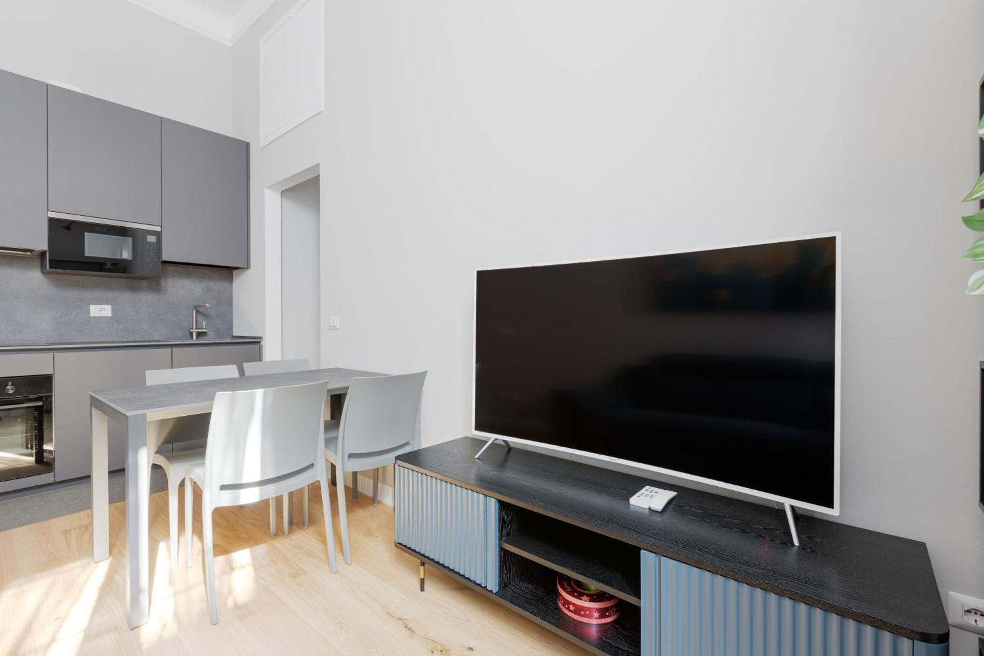 Mac Mahon - Urban Oasis Apartment! * Milan