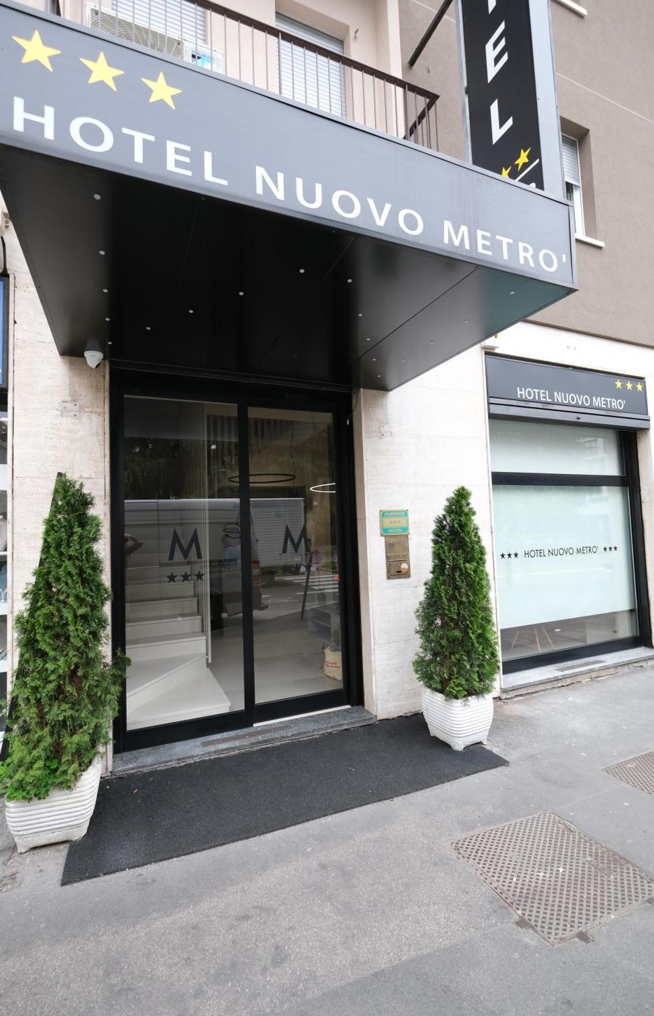 Nuovo Metro 3* Milão