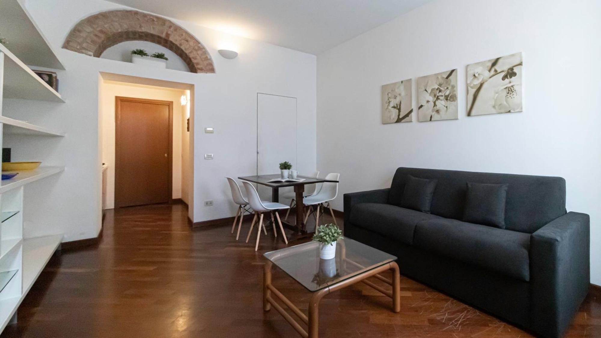 Italianway-giulio * Milan