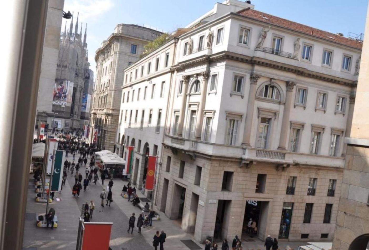 Duomo Intero Milan
