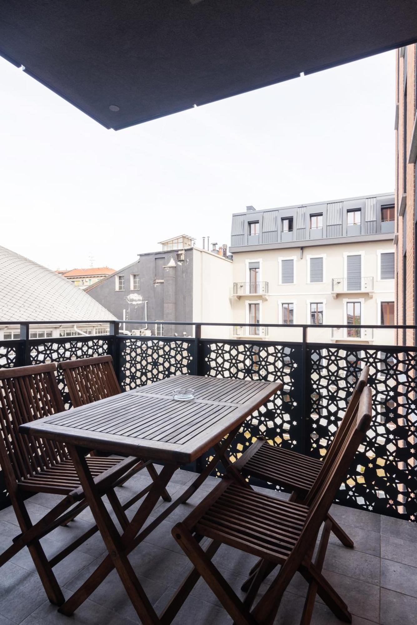 Apartamento Bilocale Con Balcone Vicino Palazzo Del Ghiaccio
