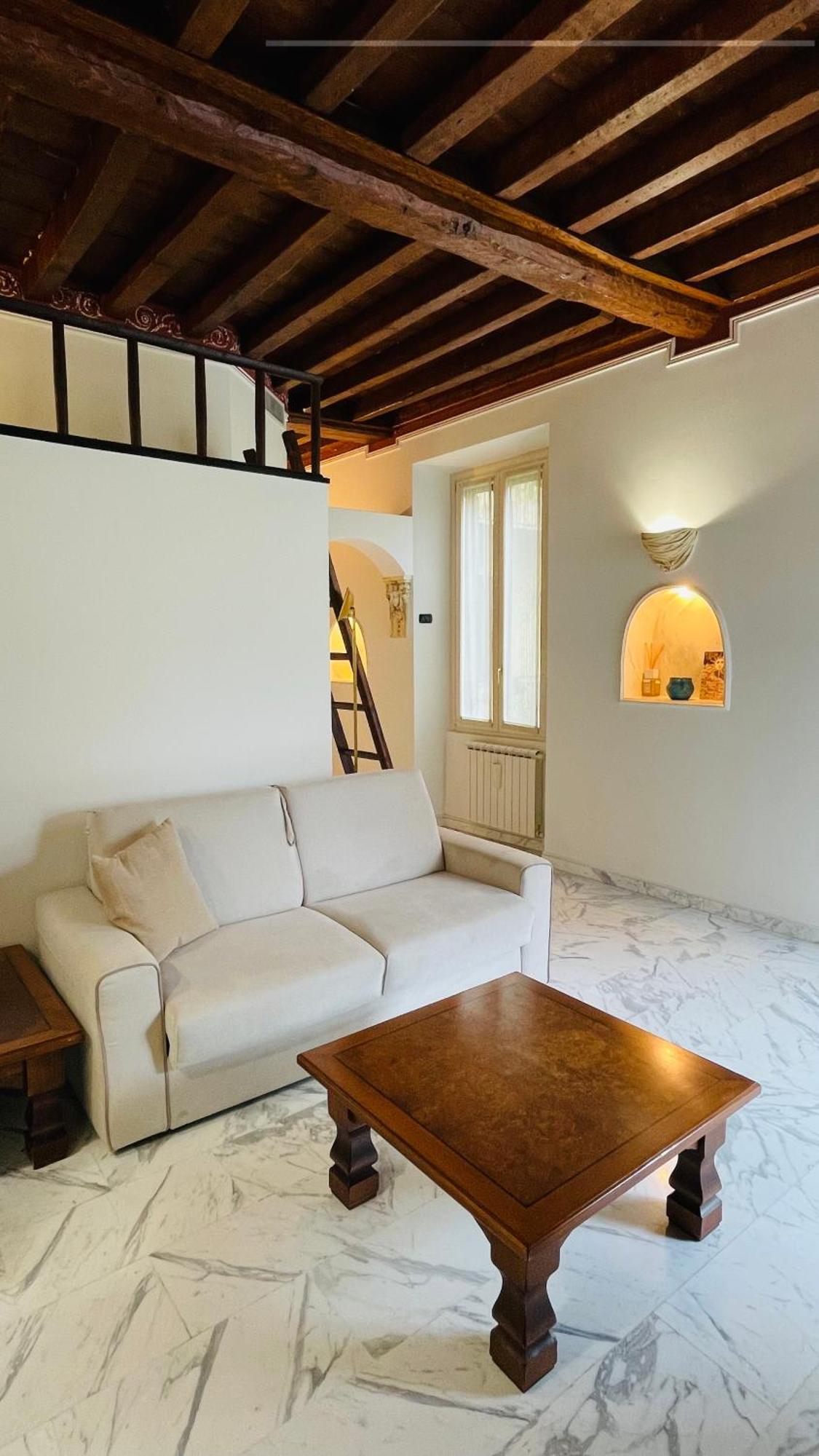 Charming Flat, And Close To Metro Apartamento Milão