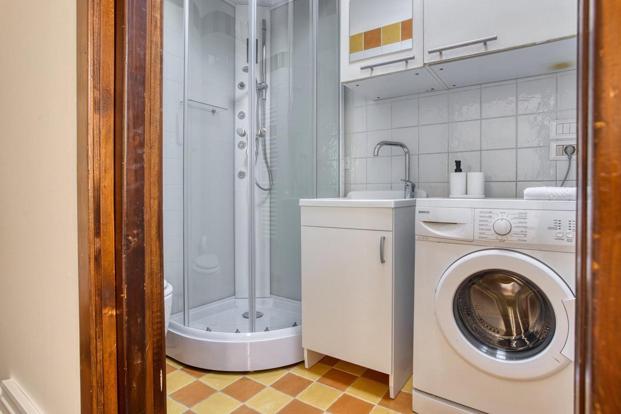 Joivy Spacious Flat, Excellent Centre Access Apartment Milan