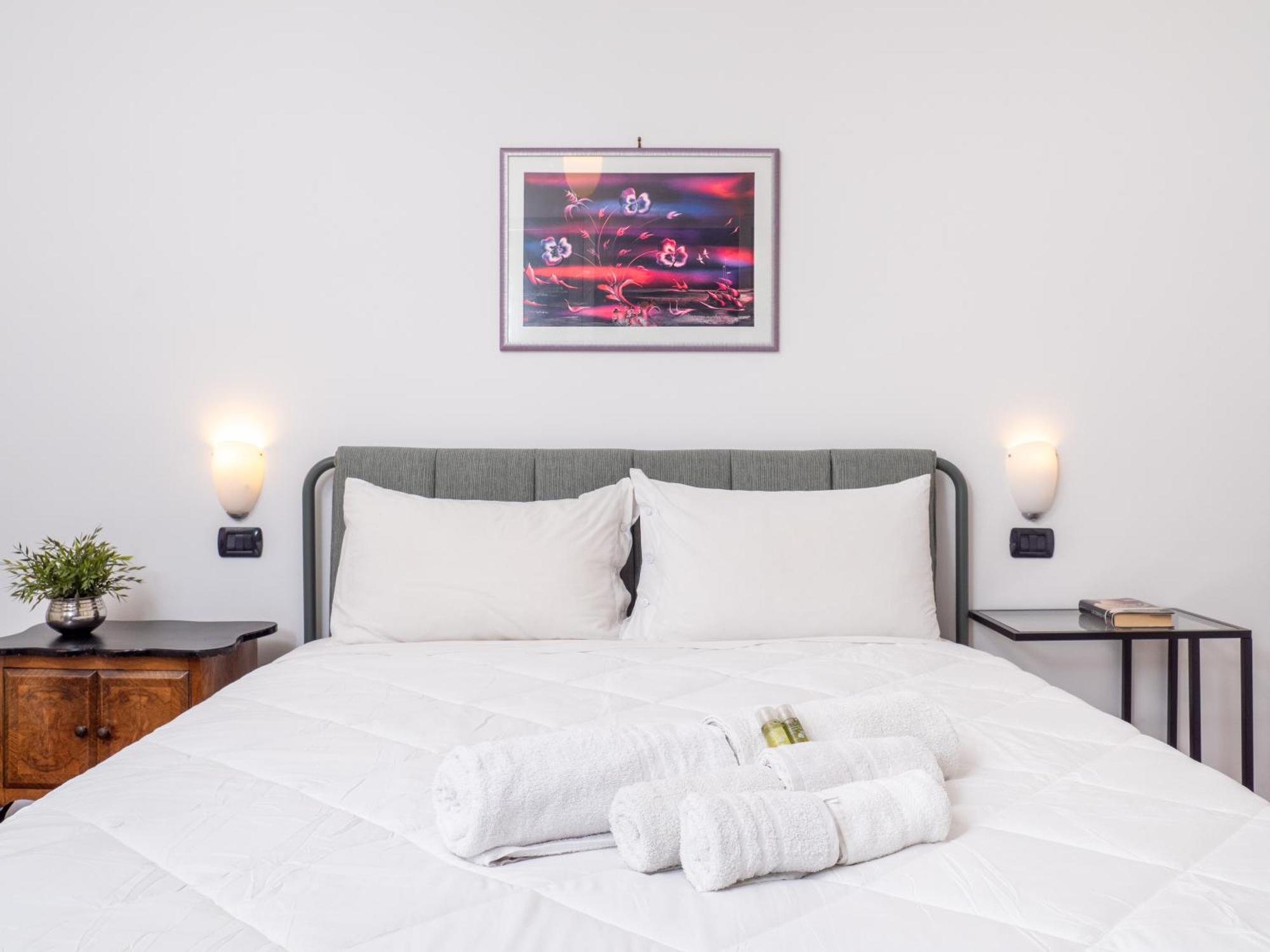 Luxury In The Most Iconic Avenue Of Apartment