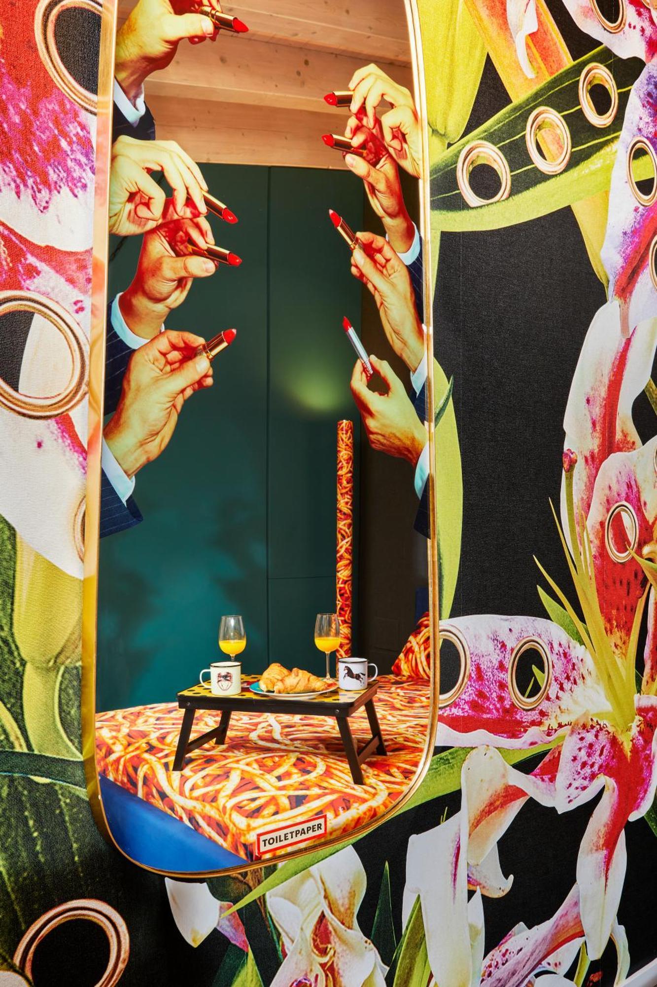 Apartamento Toiletpaper Living Milão