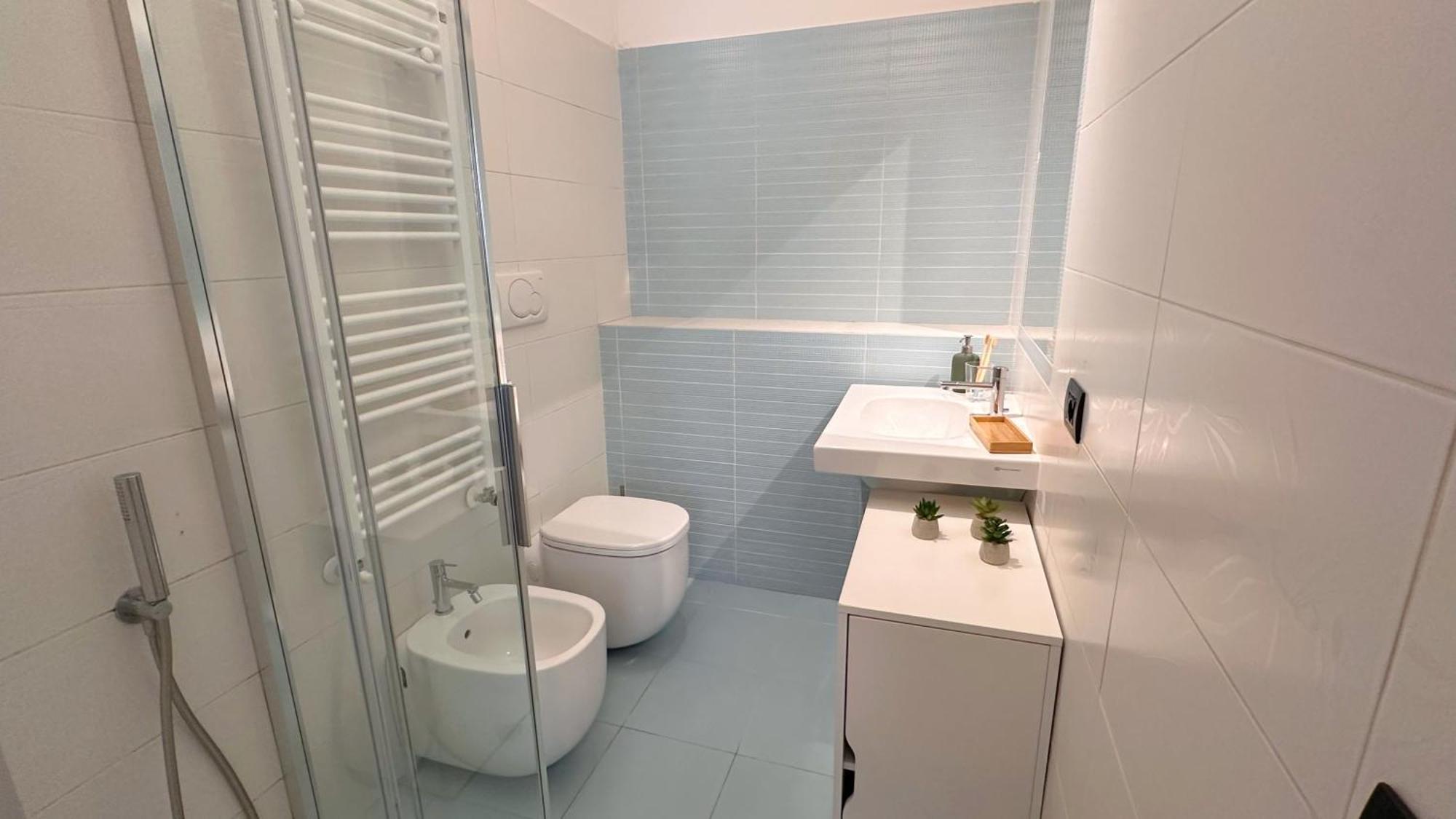 Ihost - Dupre 16 * Milão