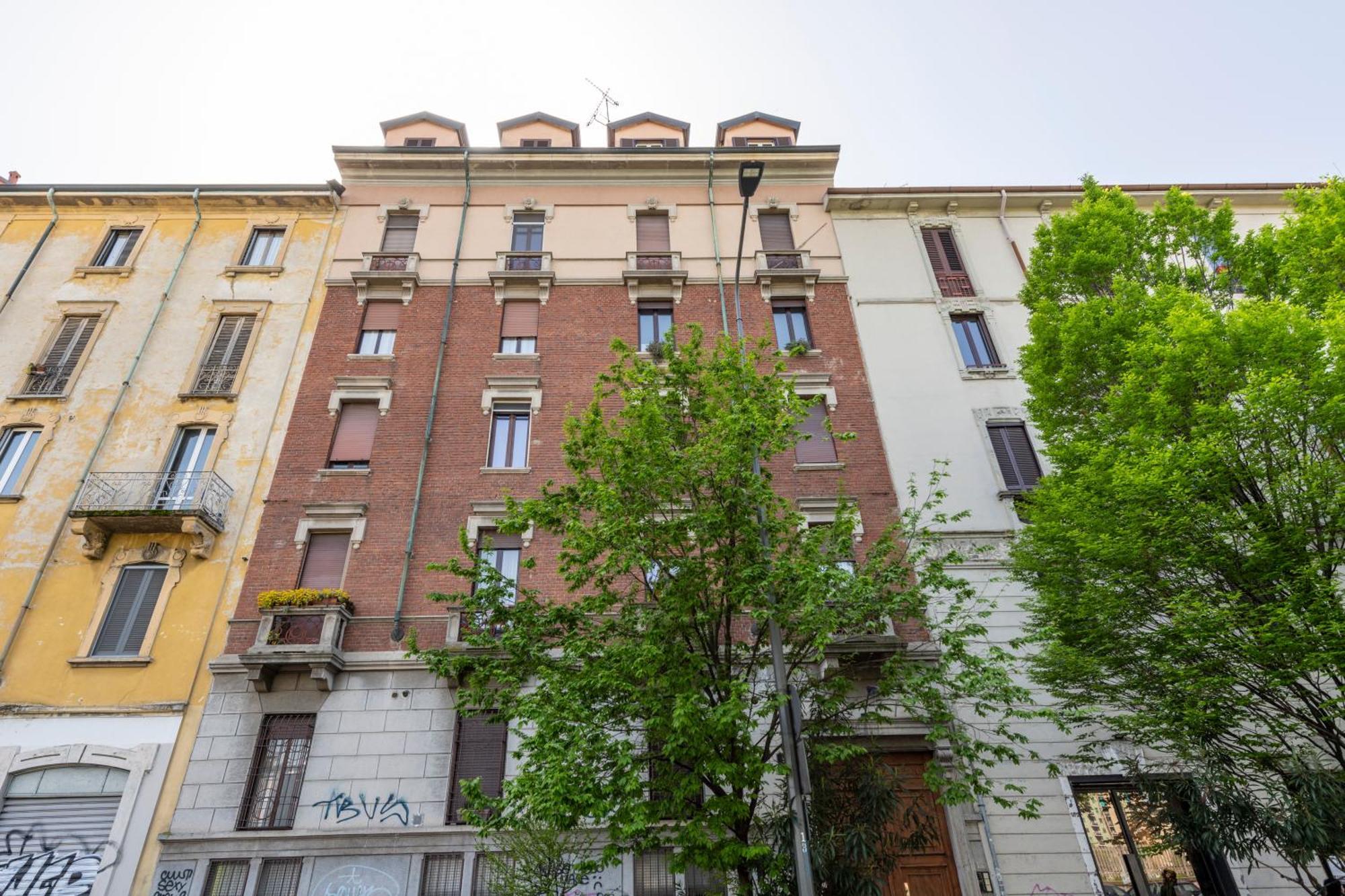 Brembo, 9 - Tra Villaggio Olimpico E Fondazione Prada * Milano