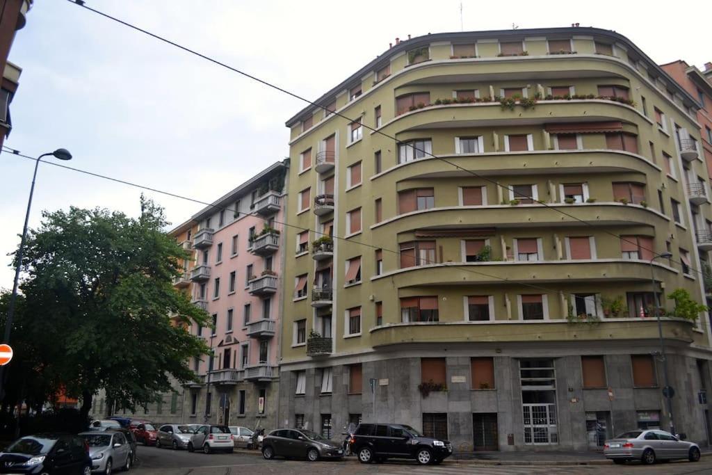 Bright House Center On Subway Lines 1,2 &3 Apartment Milan
