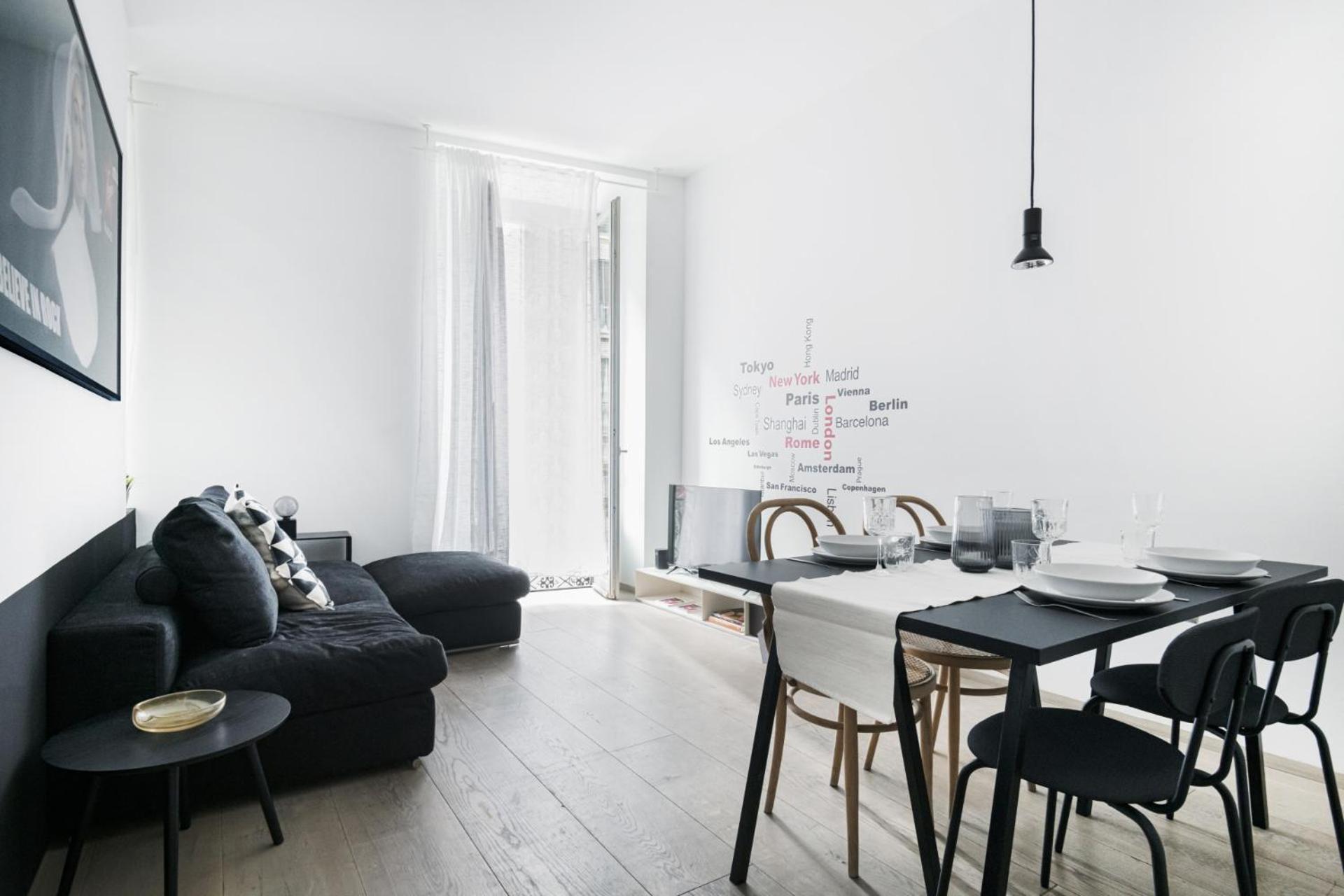 Easylife - Moderno In Moscova/brera * Milão