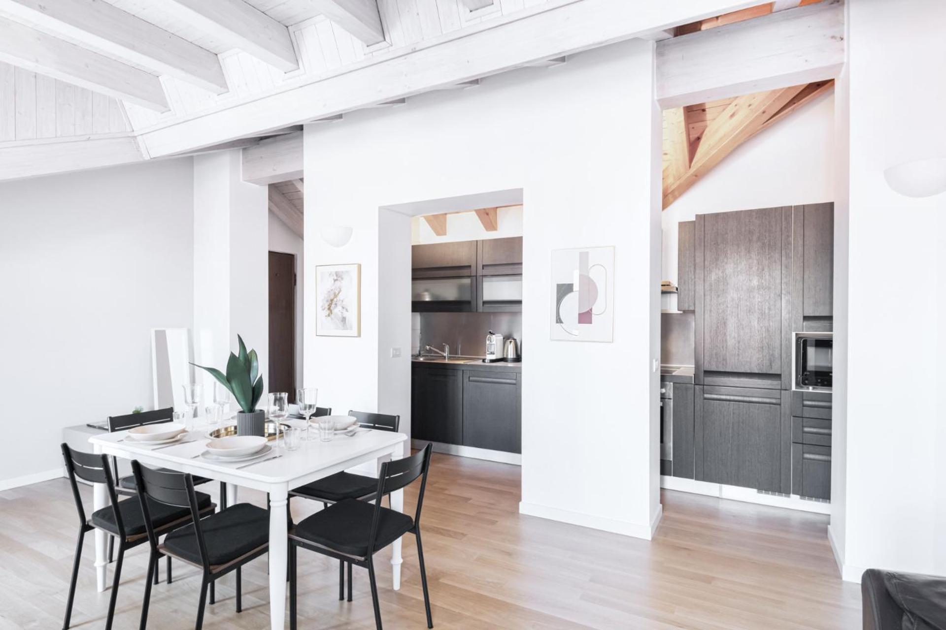 Easylife - Gioiello Con Ampio Balcone Panoramico In Porta Ticinese * Milan