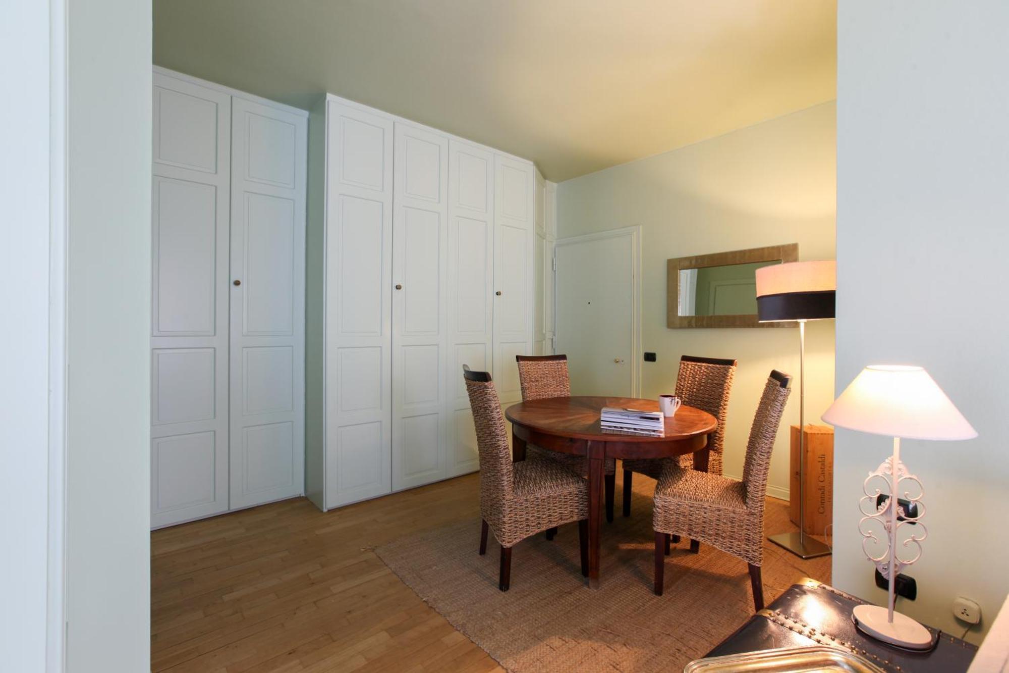 Moscova Open Space Close To Brera District * Milano