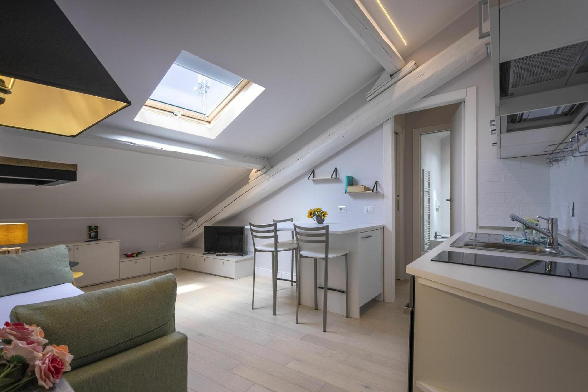 Apartamento Ferrucci 1 Bedroom Attic In By Halldis *