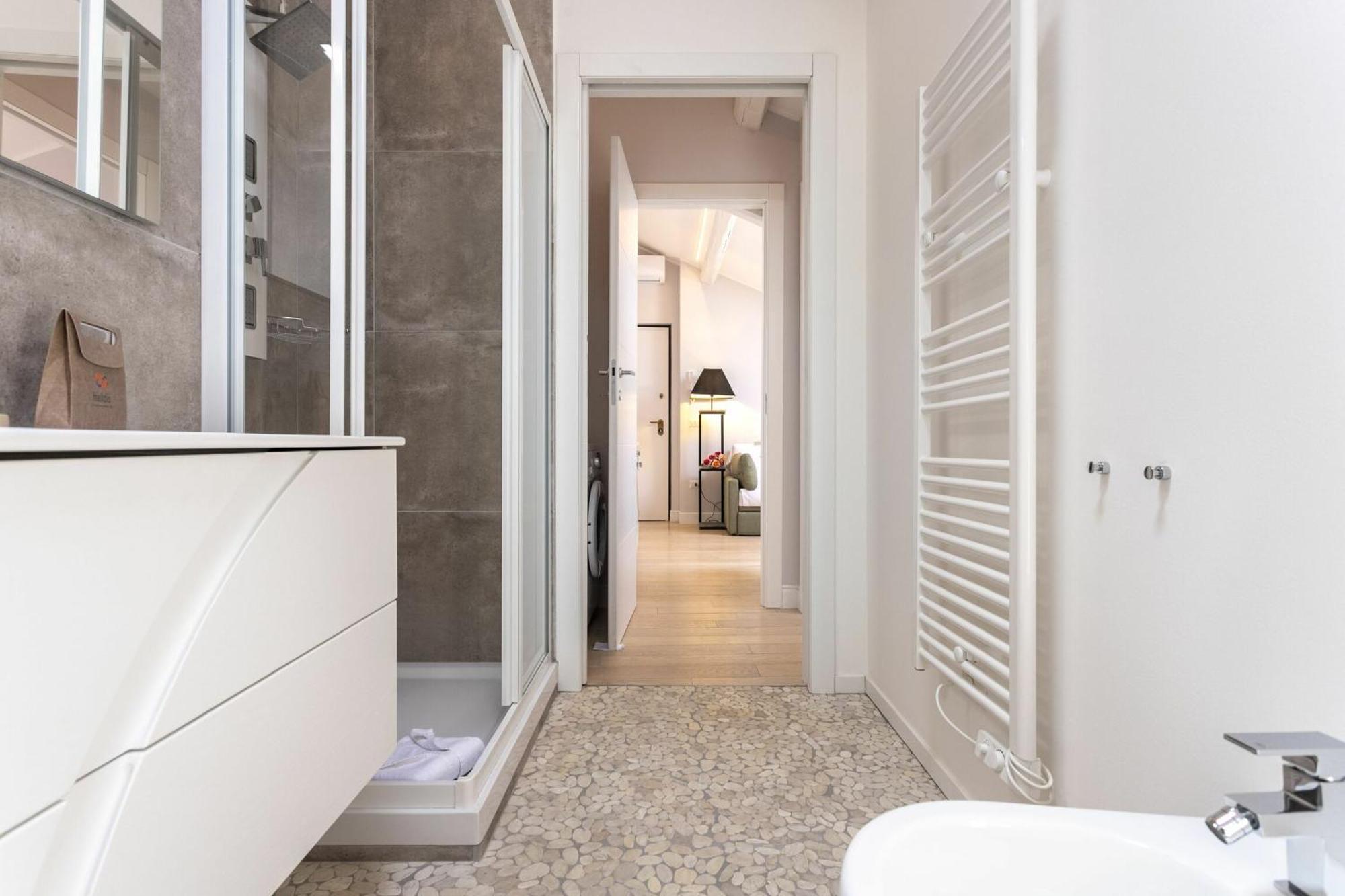 Apartamento Ferrucci 1 Bedroom Attic In By Halldis Milão