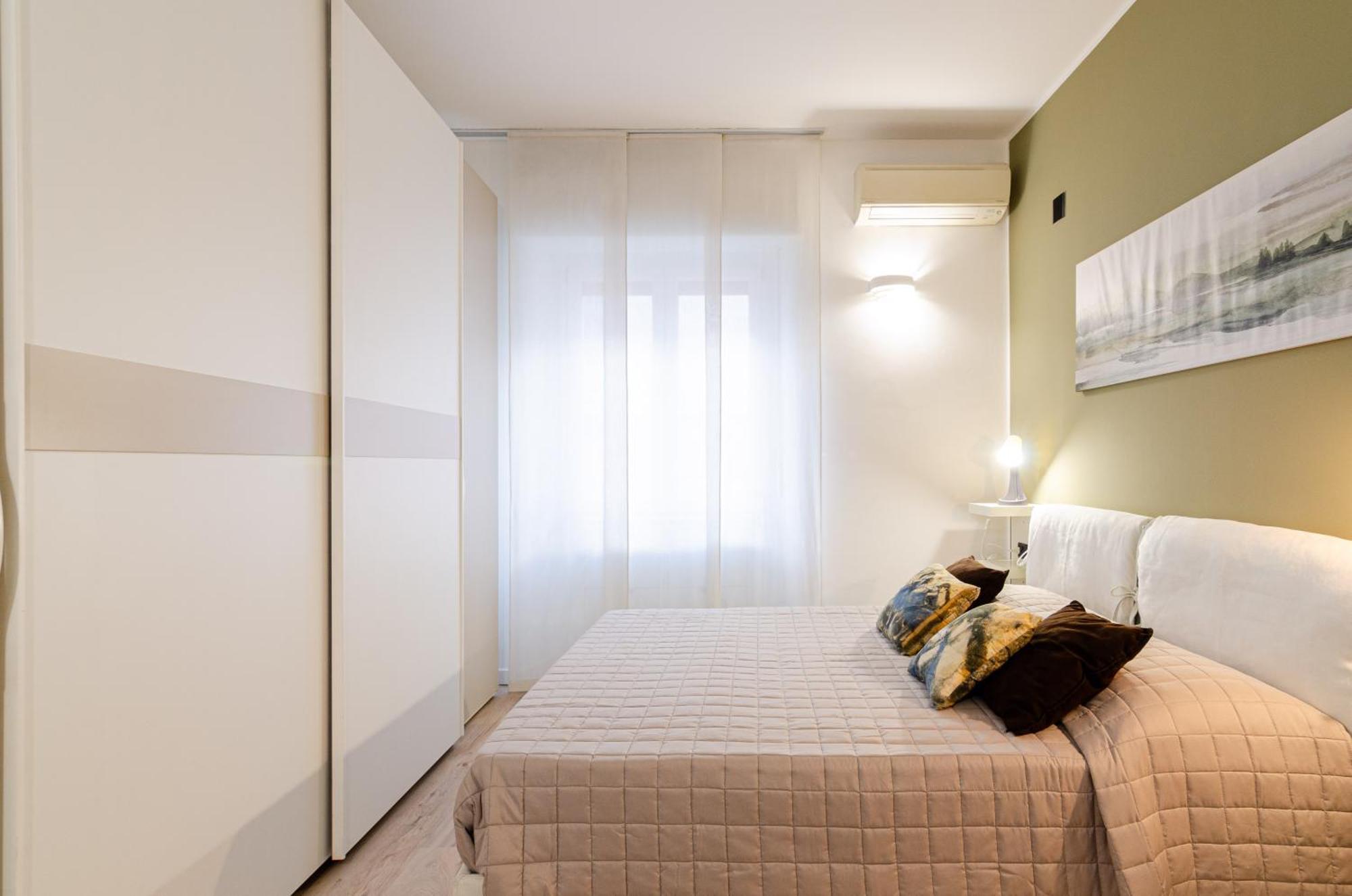 Appartamento Design - Bezzi 79 *
