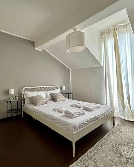 Sky-view Flat In Apartment Milan