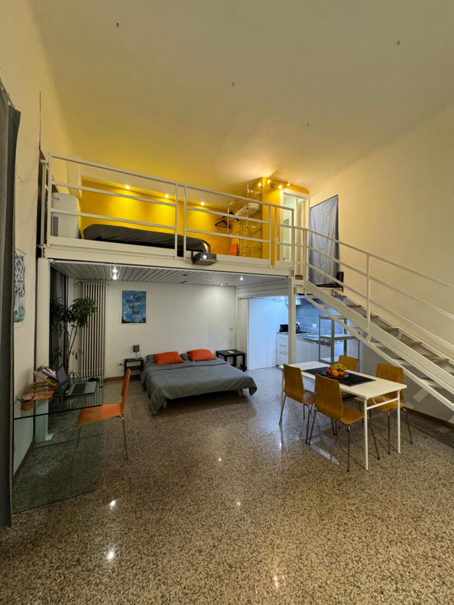 Apartamento Spazio Susa - Loft Vicino Alla Stazione M4 - Susa
