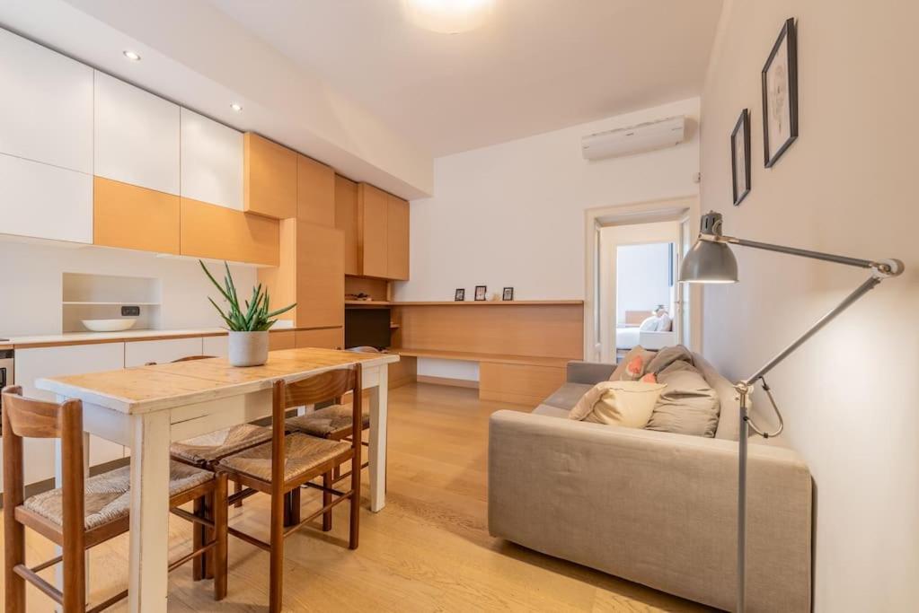 Guest Planet - Exclusive Flat Isola Apartment