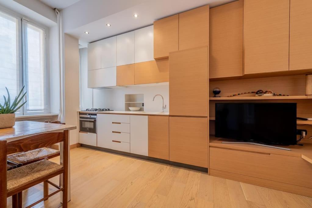 Guest Planet - Exclusive Flat Isola * Milan