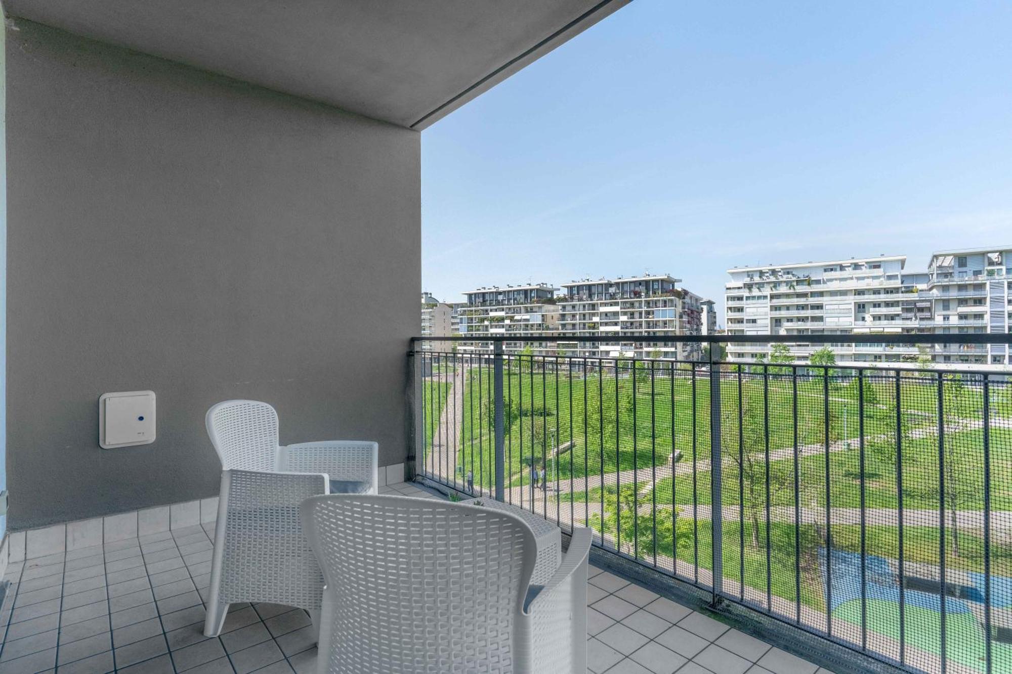 Santa Giulia - Futurismo 17 Apartment *