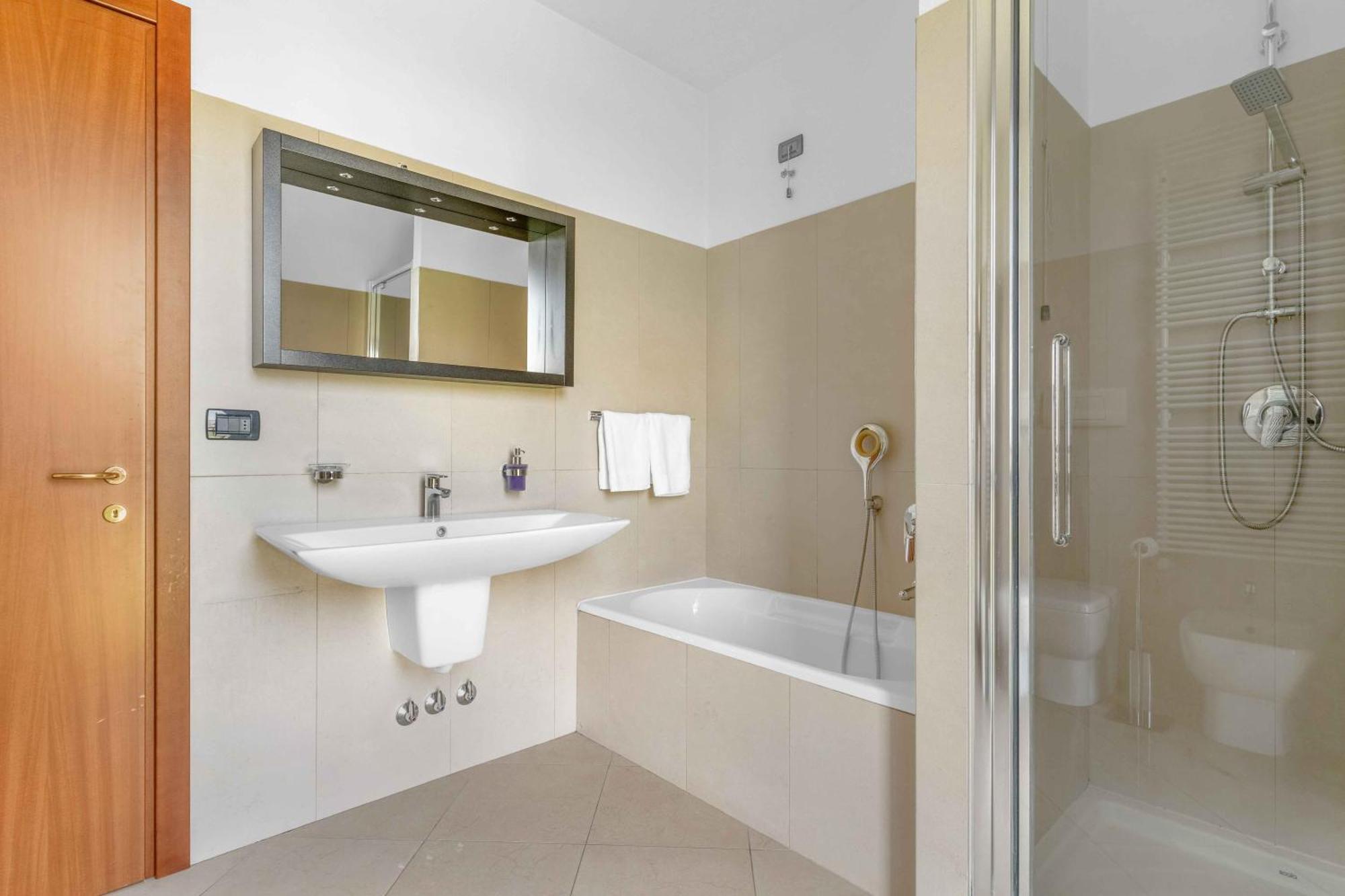 Apartment Santa Giulia - Futurismo 17 *