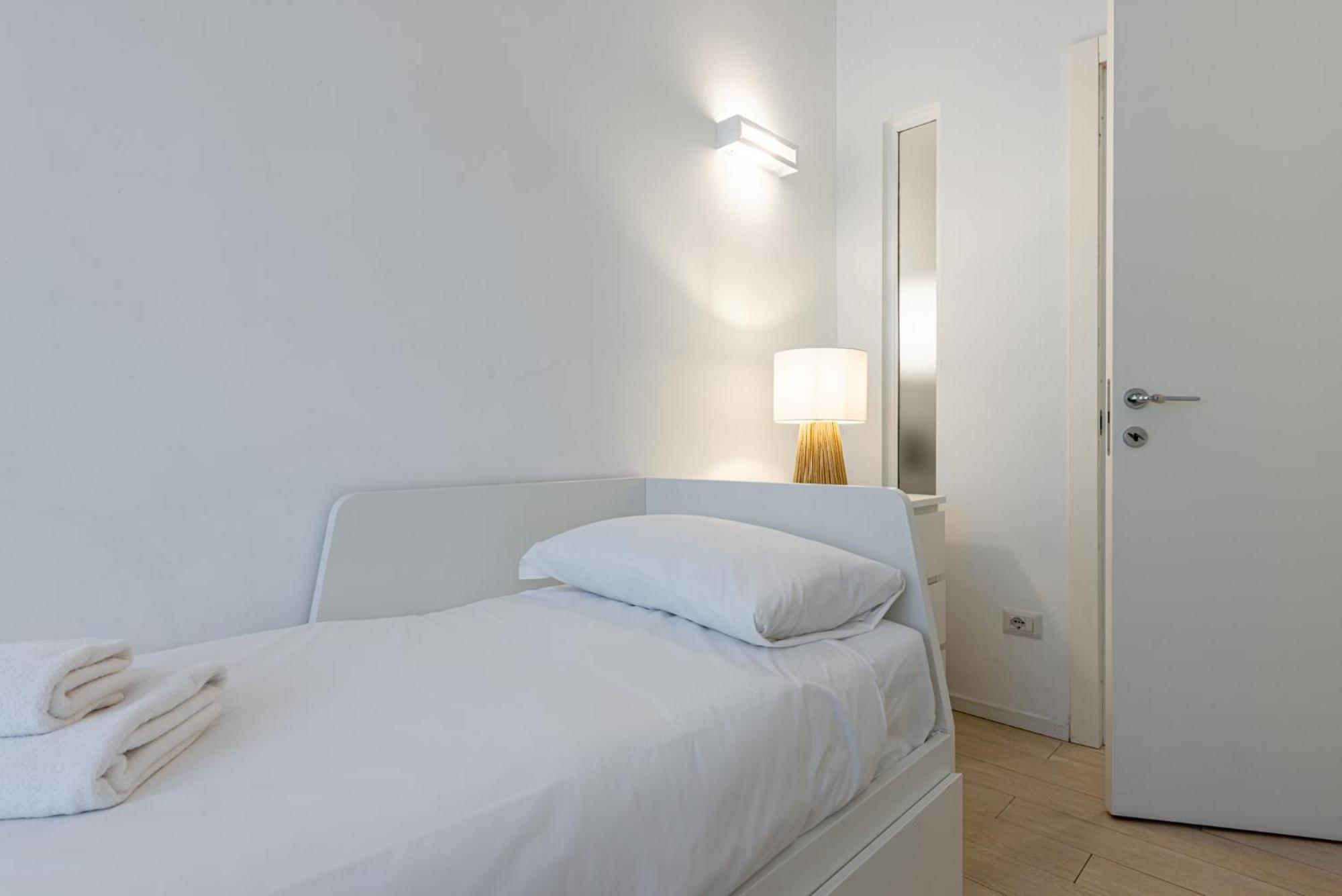 Cortivo - Piola 8 - Metro Apartment