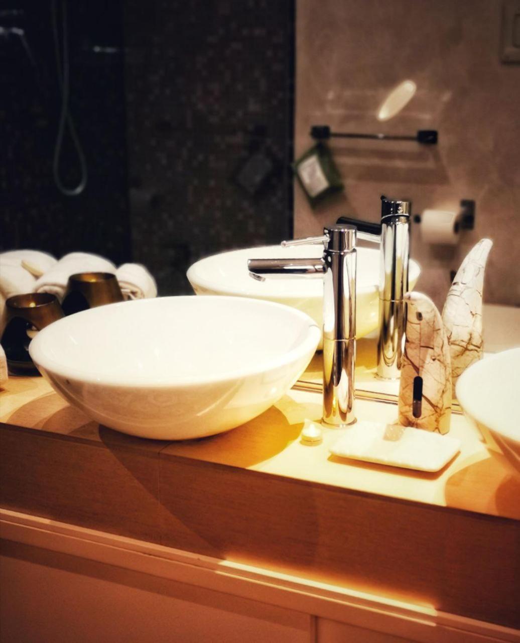And The Bed & Breakfast Milan