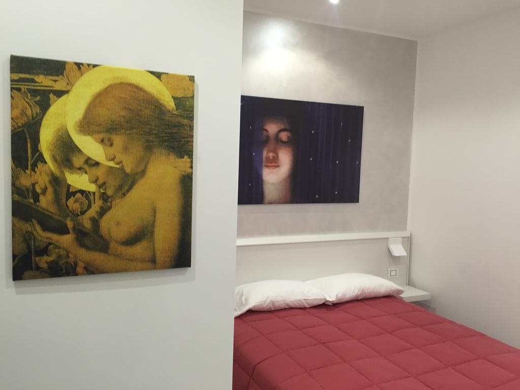 Picaflor Art & 2*