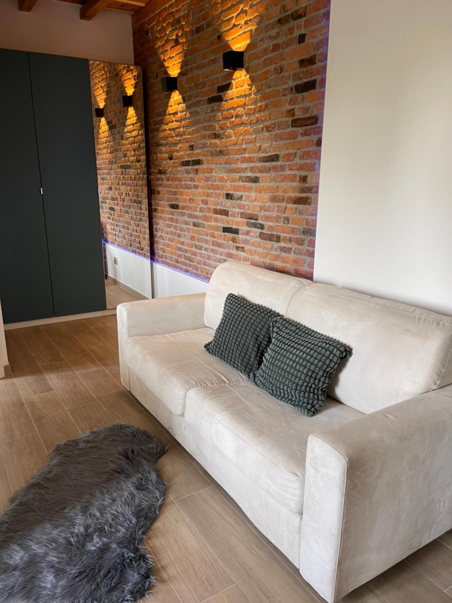 Appartamento Chiesa Rossa-loft And Apartments-navigli Milano