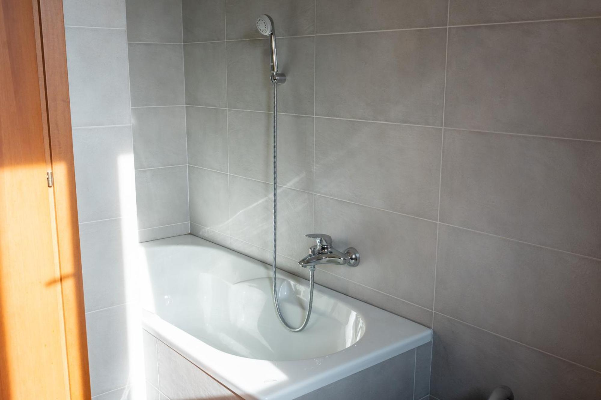 Apartment Ihost - Romilli 21