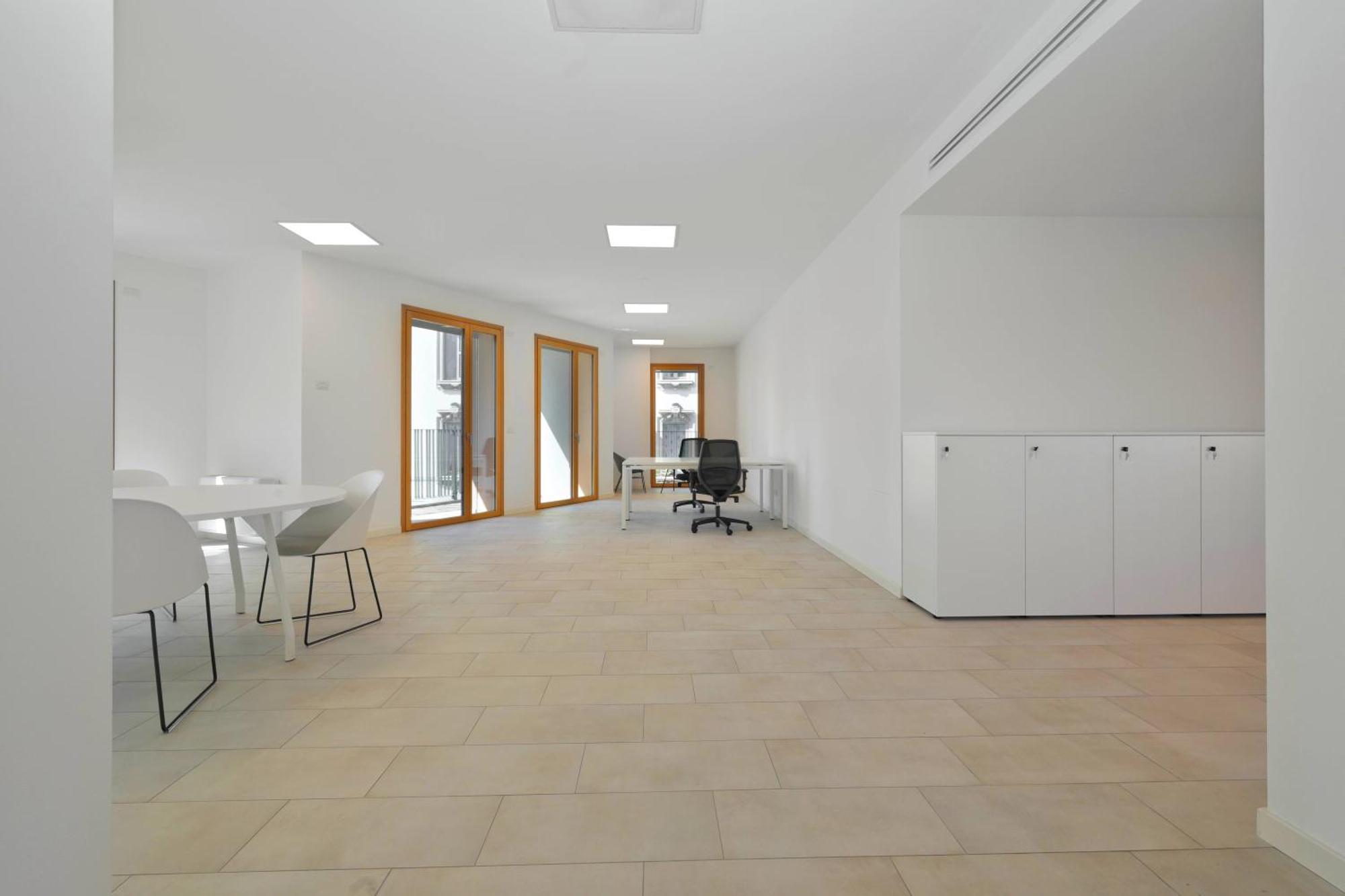 Luxury Con Terrazza, Palestra, Cowork & Box Privato