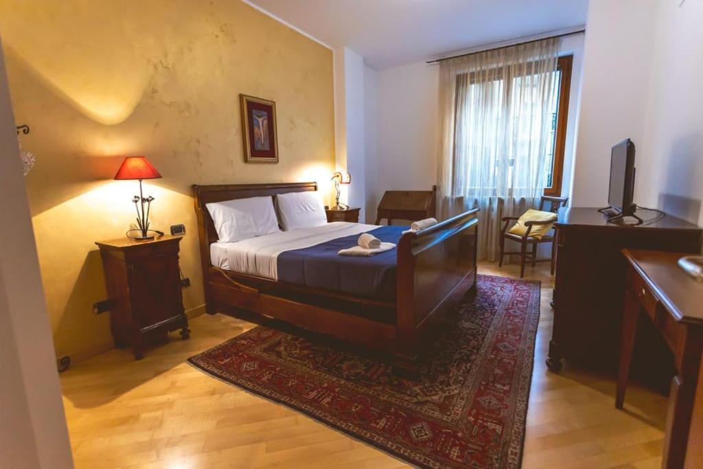 Apartment Ampia Oasi A Porta Venezia: Casa In Centro *