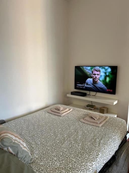 Apartamento House - 20 Min From Center, Free Wifi And Private Parking Milão