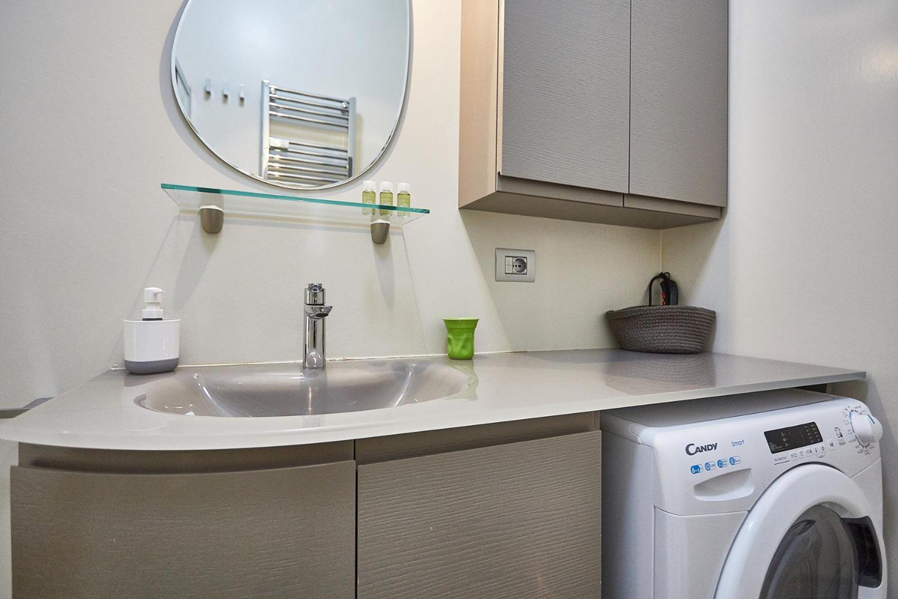 Apartment Moderno Trilocale Moscova Brera Milan
