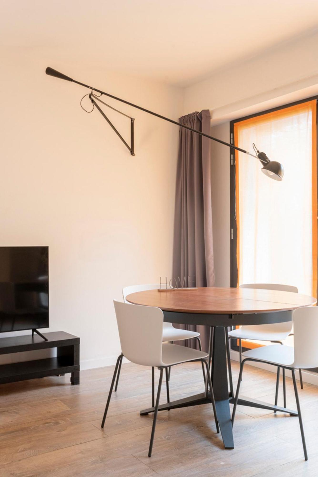 Beautiful In - Duomo 15 Minutes Apartment