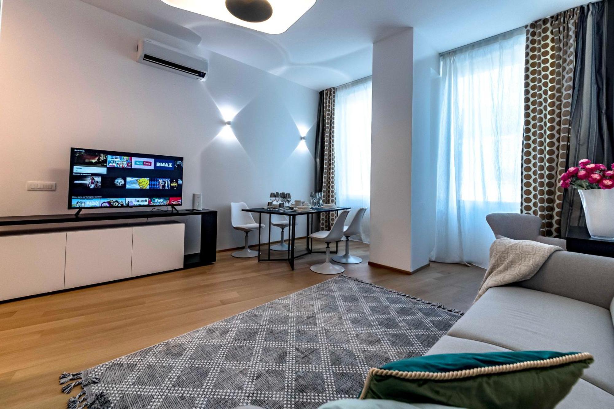 Dream San Babila Apartment