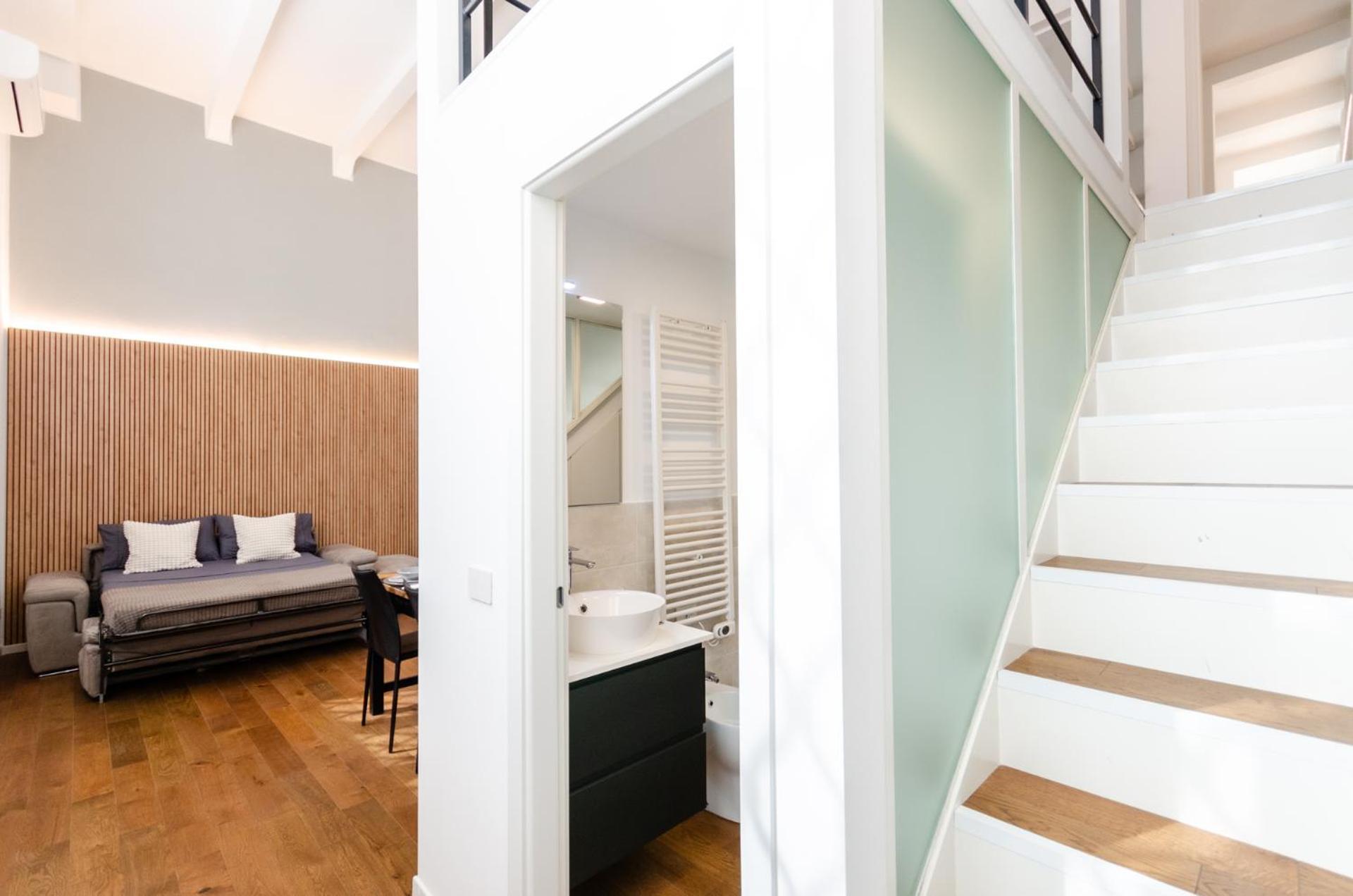Vivimihome - Alexander Milan