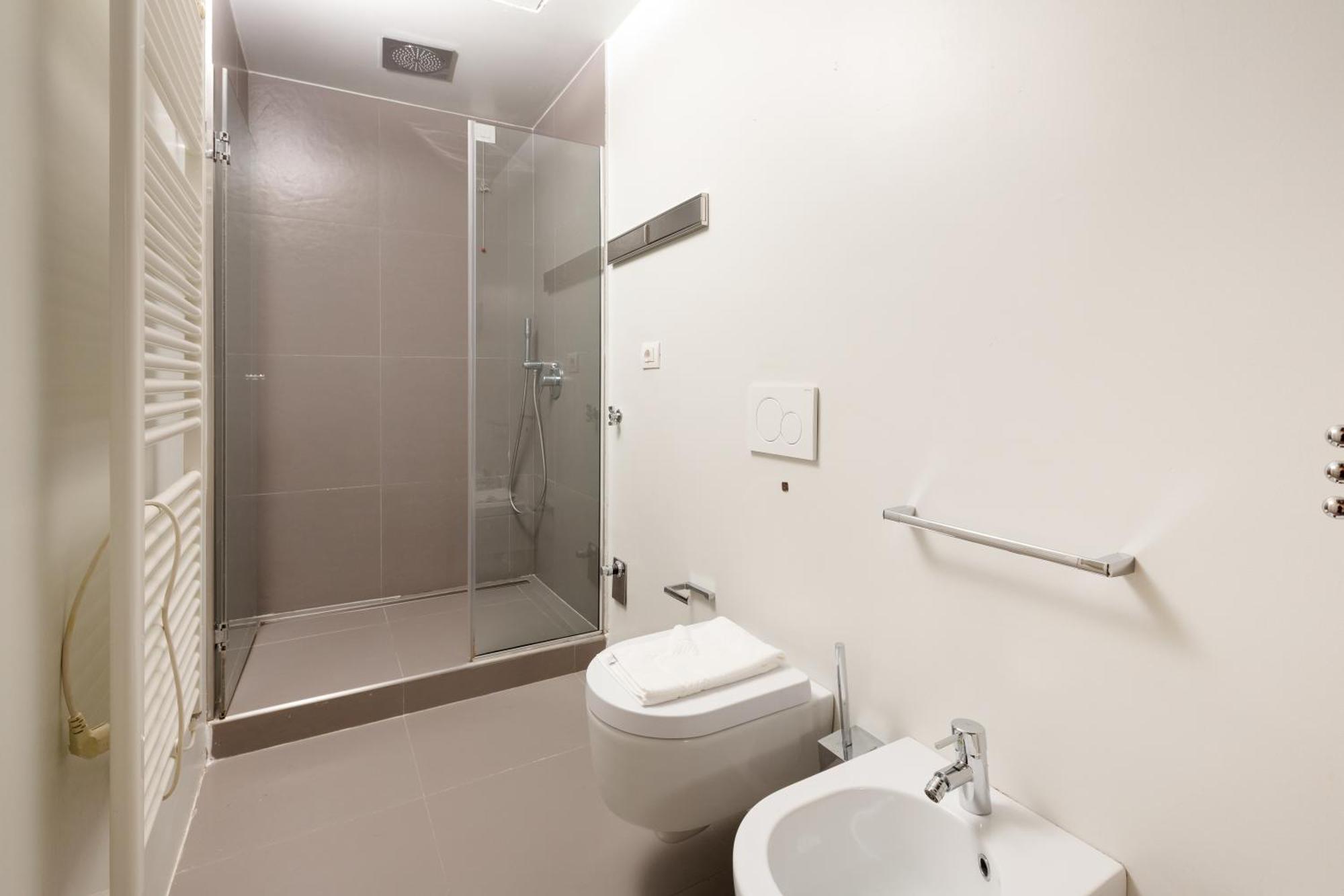 Appartamento Modern 280m From Arco Della Pace!