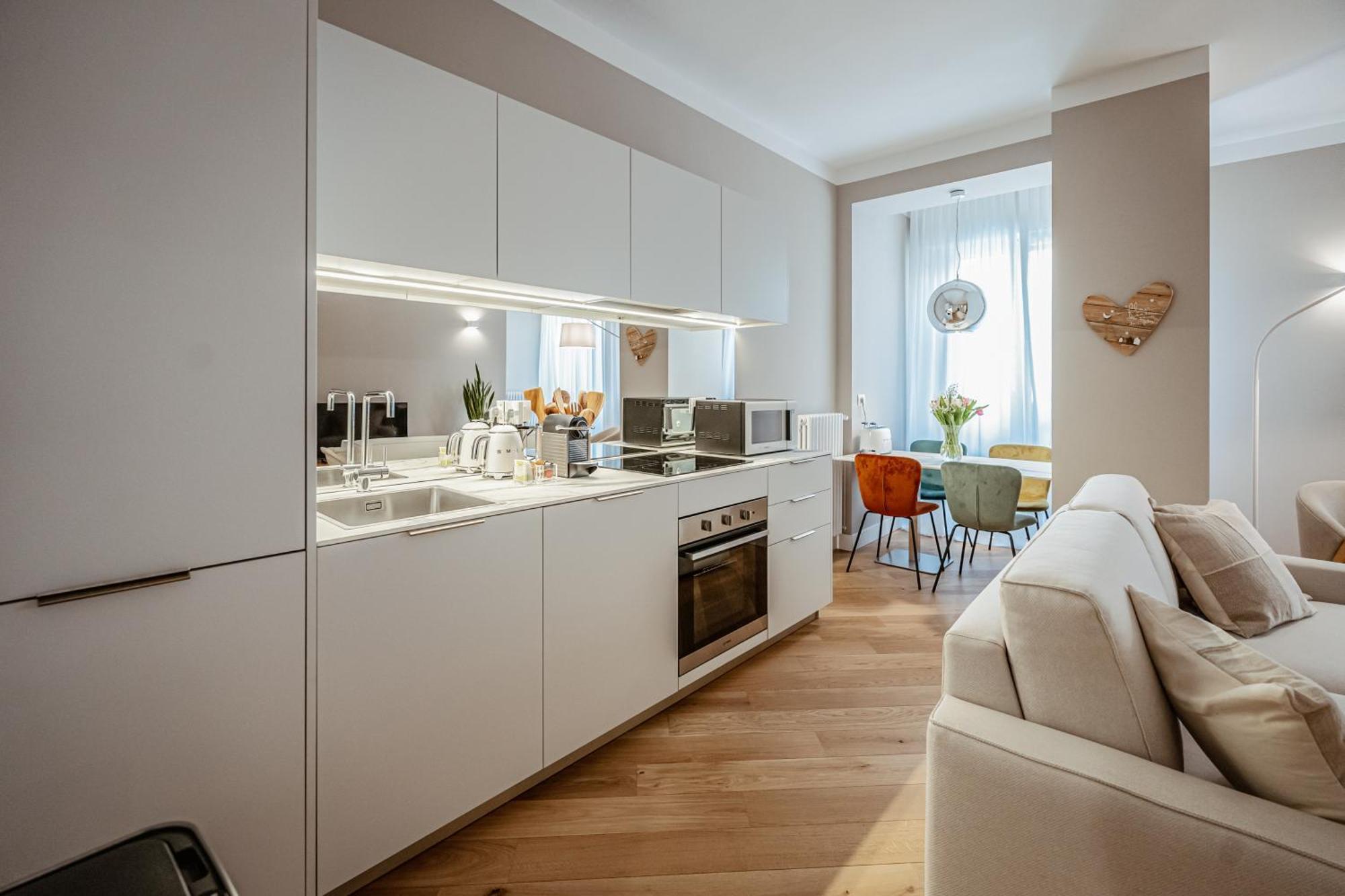 Melzo Deluxe Apartment Milan