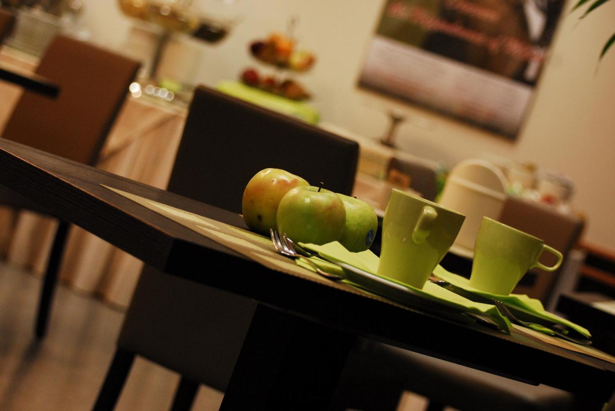 Hotel Astoria Sure Collection By Western Milan