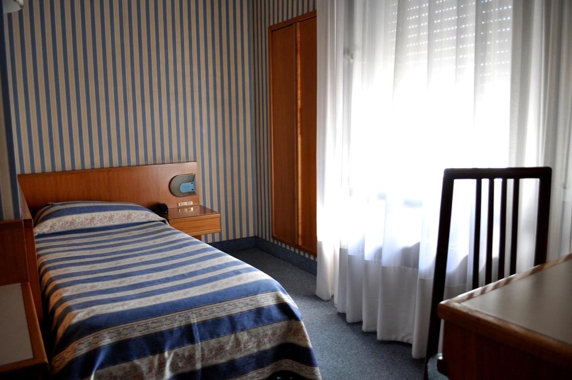 Hotel Garda 3*