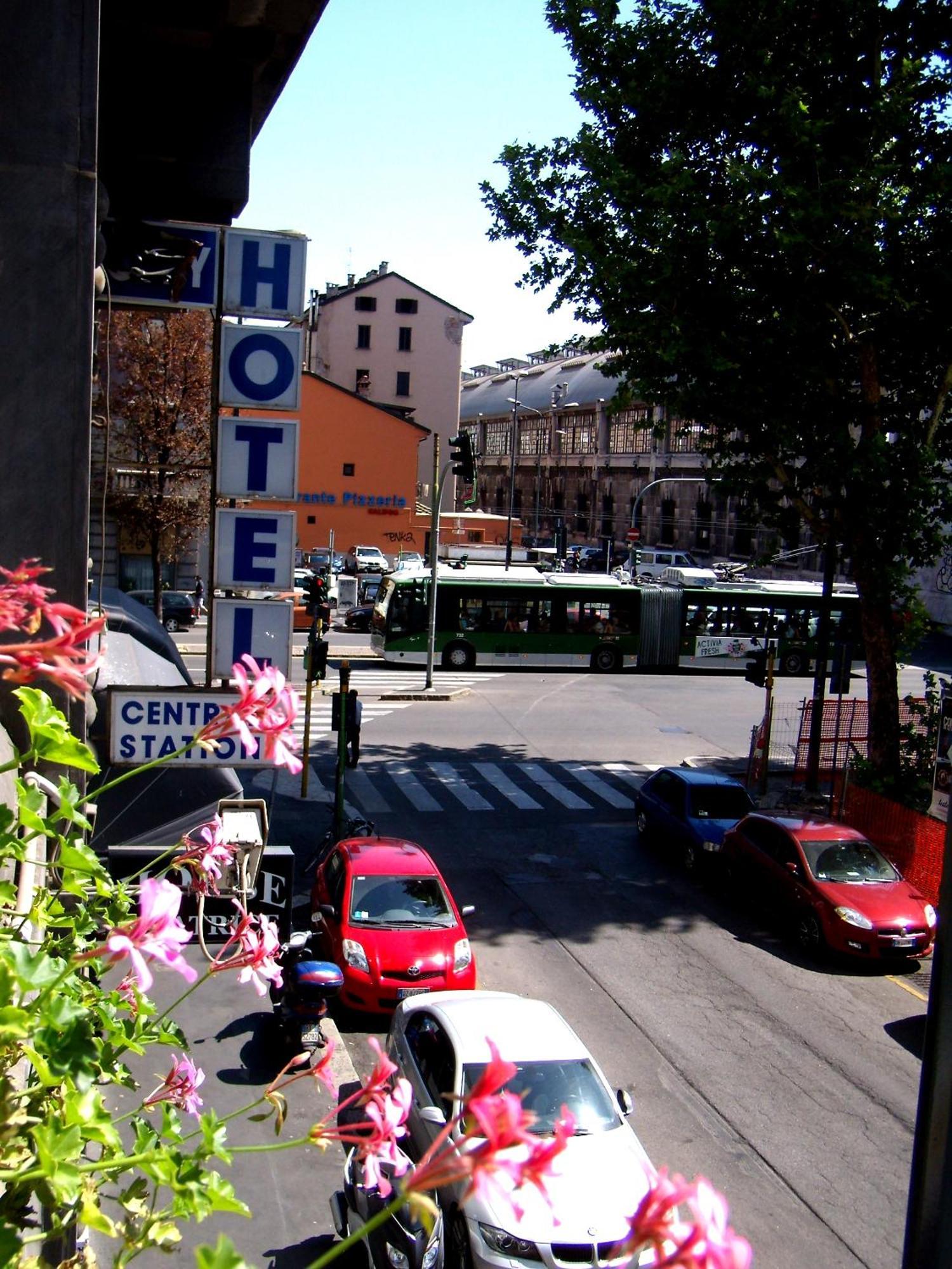 Hotel Csi Group - Station 3*