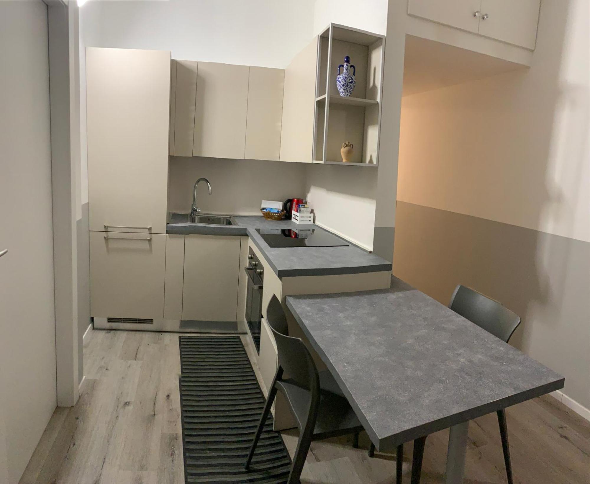 Apartment All'isola Con Terrazzo Milan