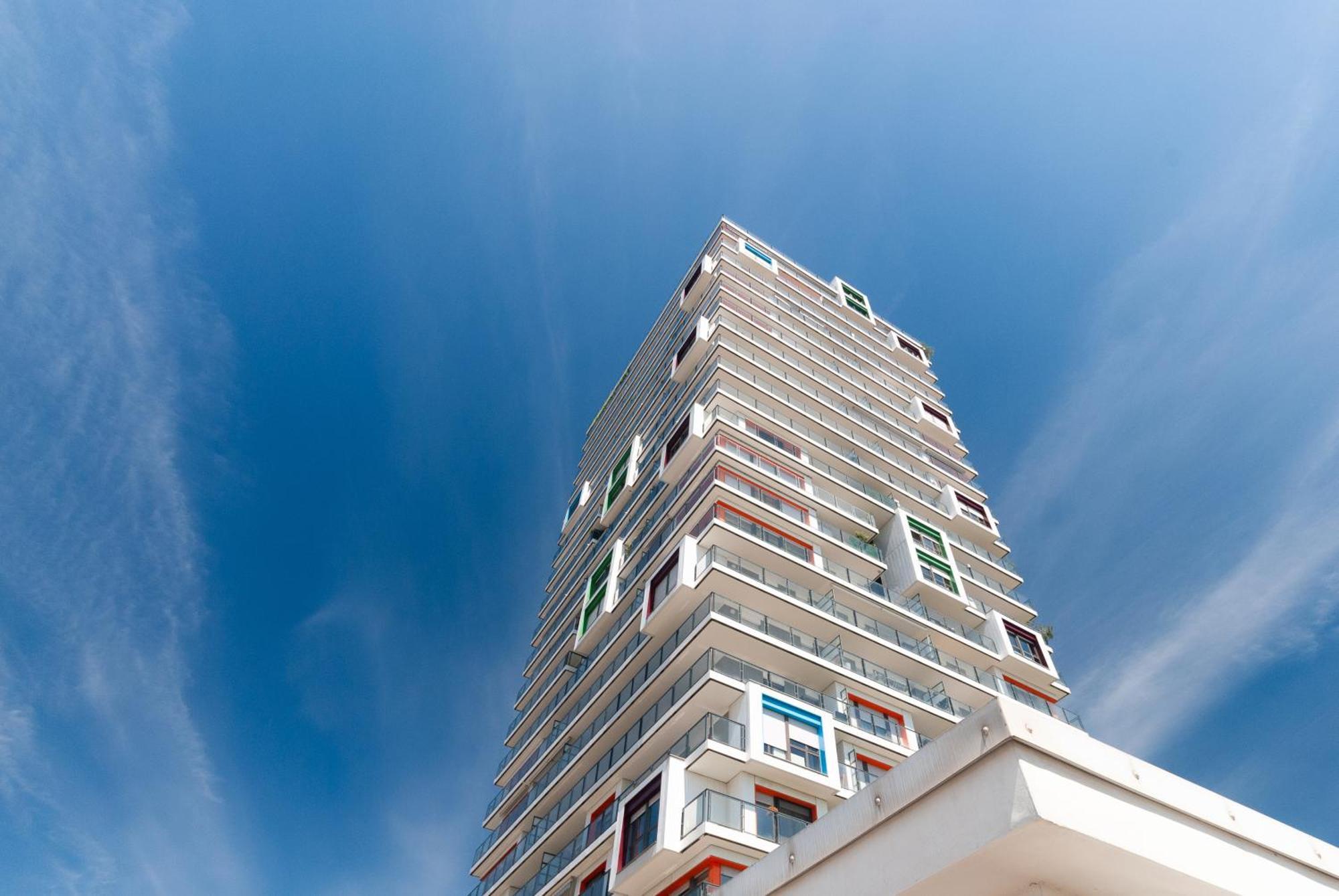 With Panoramic View Of And Public Free Parking Lot