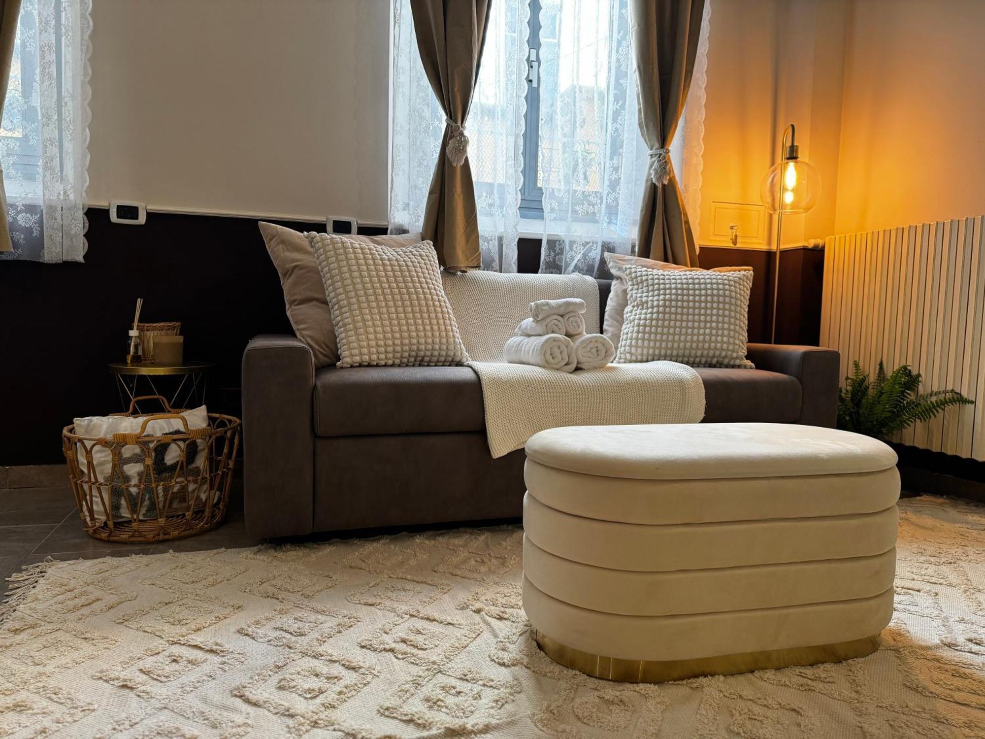 Appartamento Regina In Verona - Sky Tv, Wifi E Breakfast Box *