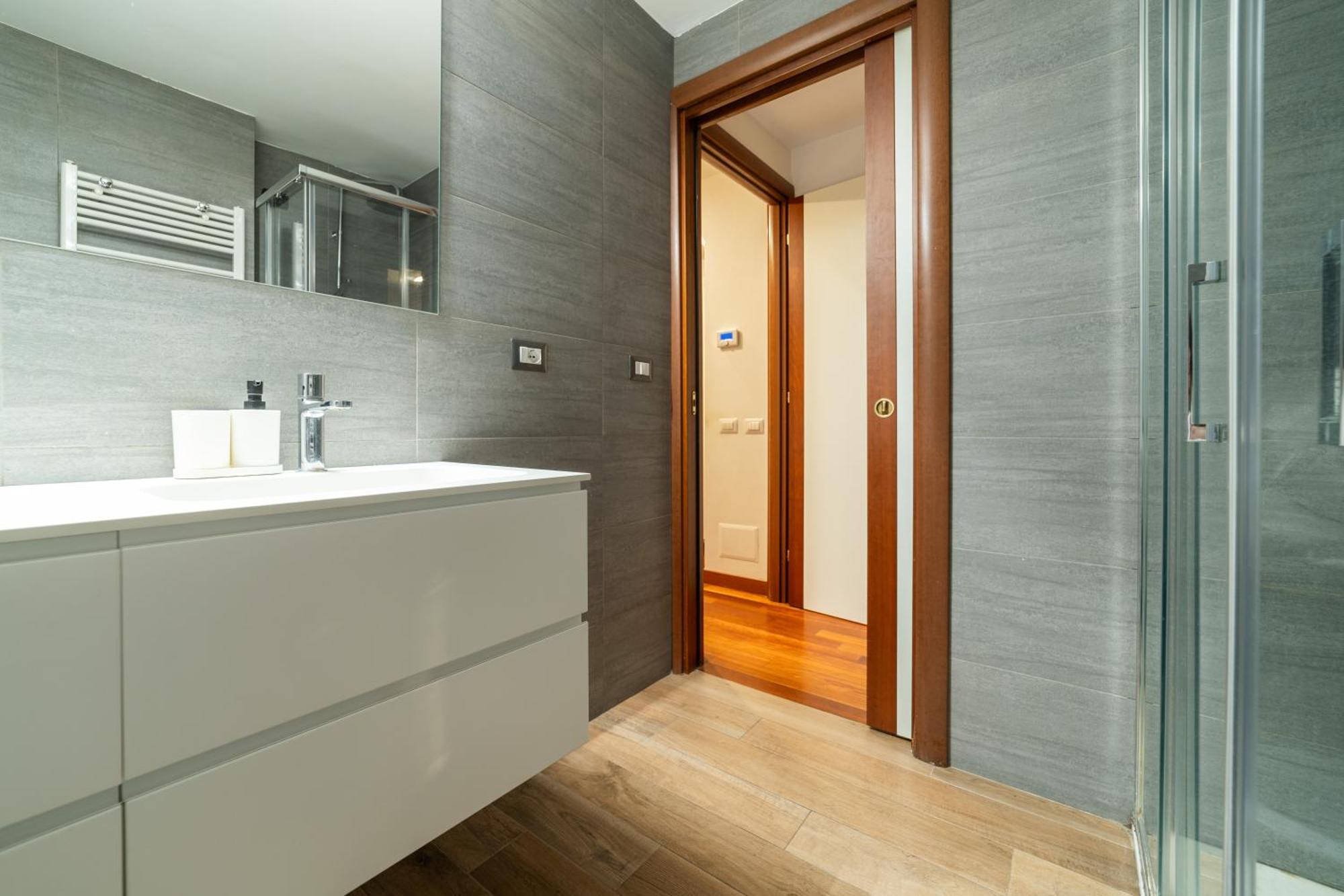Luxury & Cozy 90 Sqm Flat Facing “bosco Verticale” Milan